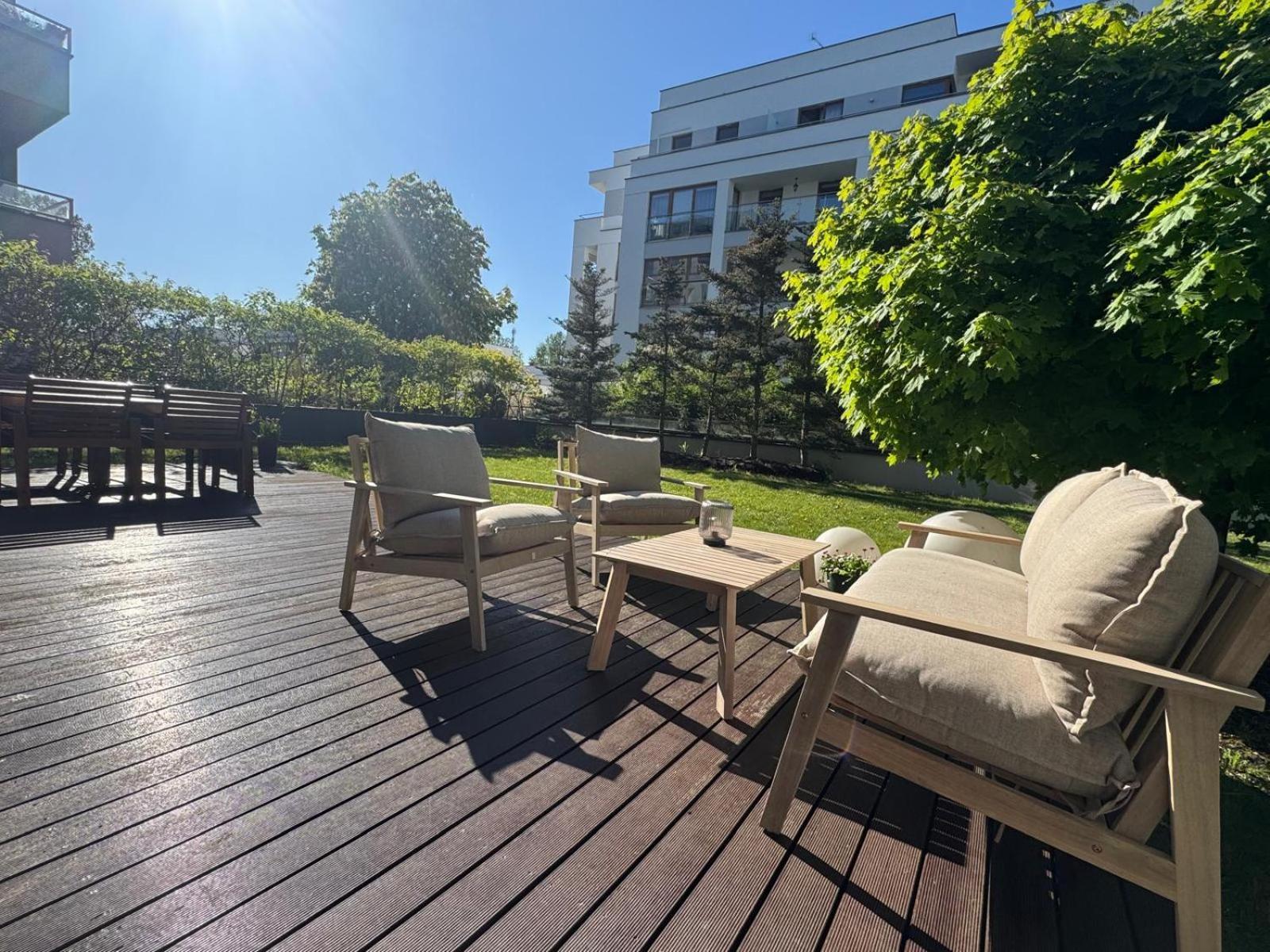 Wilanowska Apartment & Garden ワルシャワ エクステリア 写真